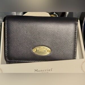 Moncrief Black Leather Compact Wallet with Gold Plaque